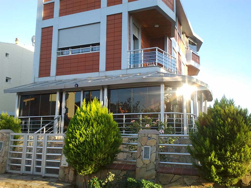 Cam Balkon Perde Modelleri