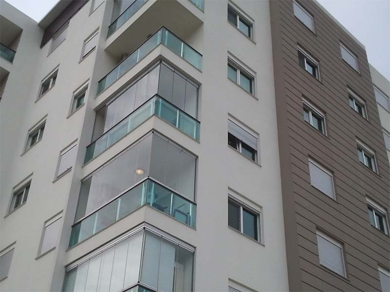 İzmirde Karşıyaka Cam Balkon Sistemleri